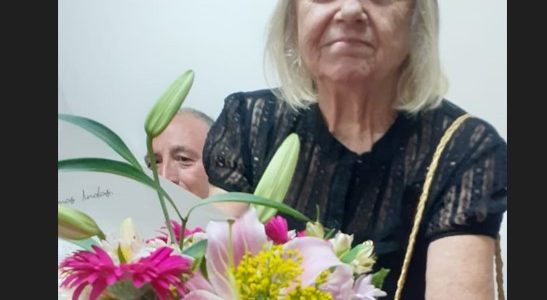 Reconocimiento a la Prof. Anna Szlejcher Reconocimiento a la Prof. Anna Szlejcher
