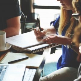¿Te recibiste? ¿Te gustaría iniciarte en la docencia u otras actividades académicas?