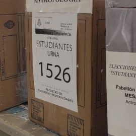 Prórroga de horarios de votación para mesas de egresadxs y estudiantes