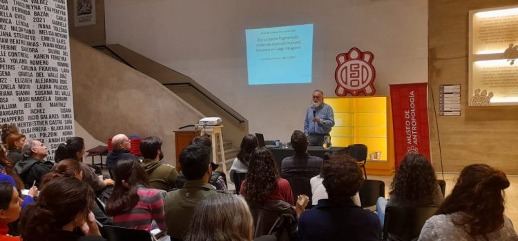 Charla: «Otro ambiente fragmentado: modos de dispersión humana temprana en Fuego-Patagonia». A cargo de Luis A. Borrero (CONICET, FFyL, UBA) – Viernes 9 de junio de 2023 a las 18:30